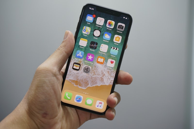 iPhone 16 Pro Max 256GB Titanio Deserto