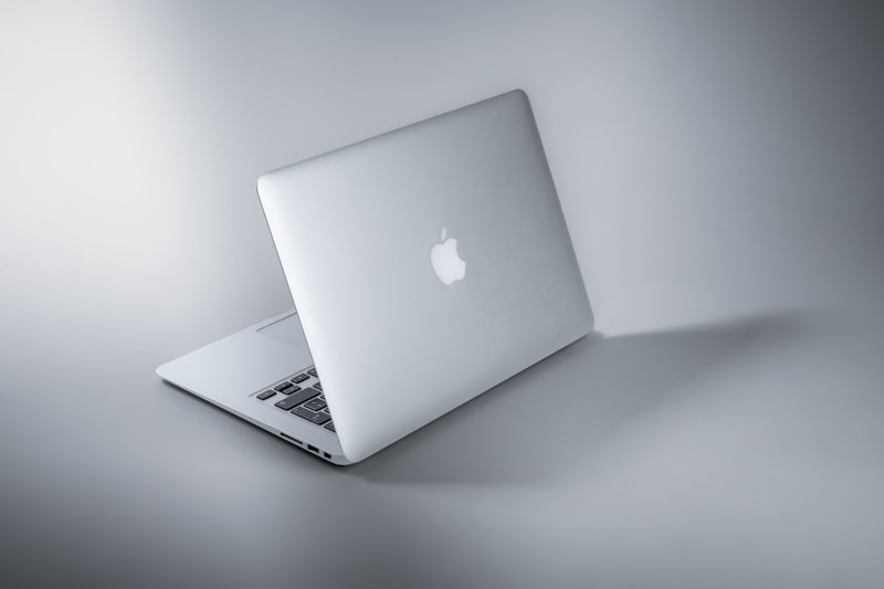 MacBook Air 15 M3 512GB Estelar